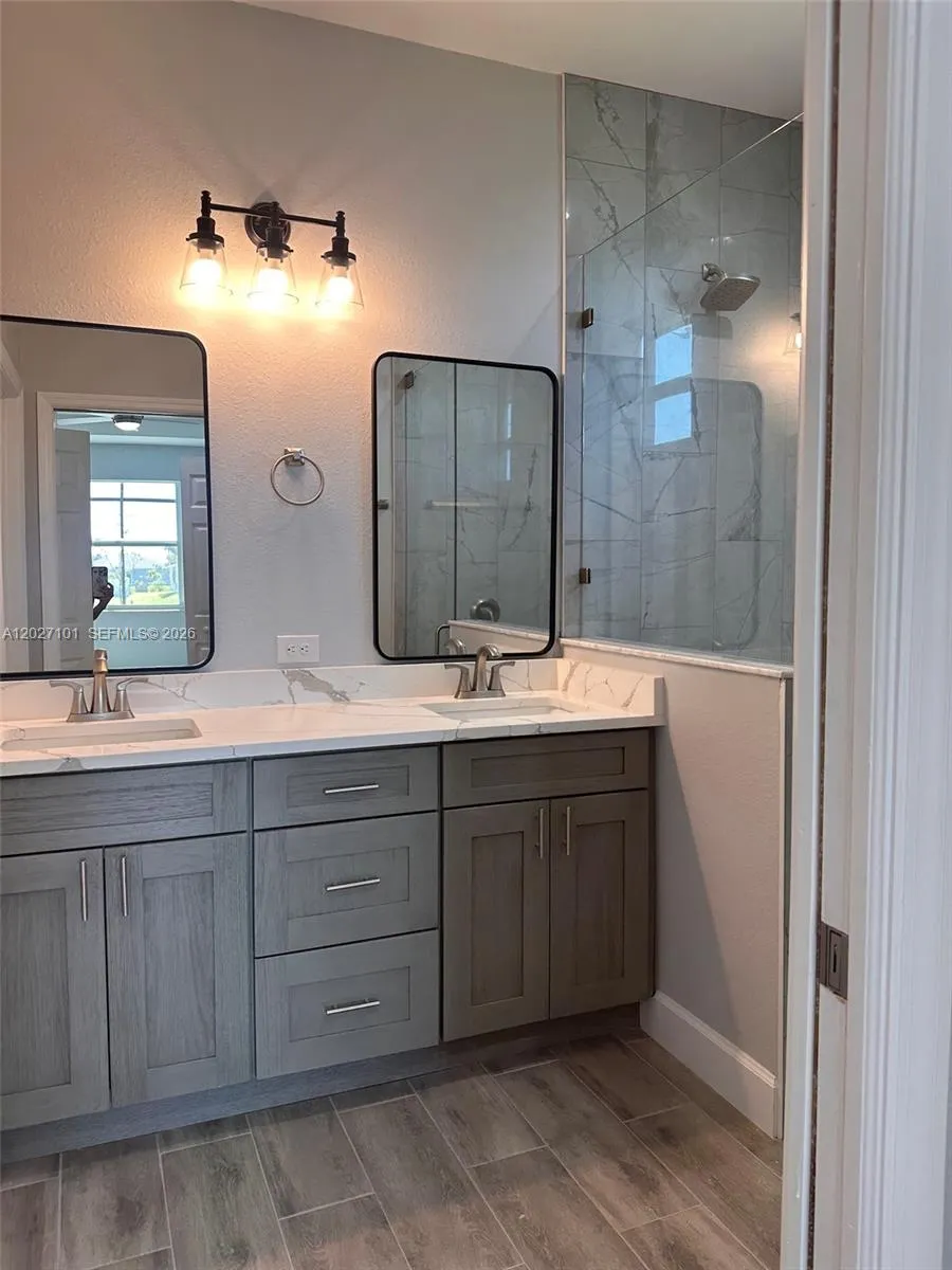 205 NW 18 Cape Coral, FL 33993
