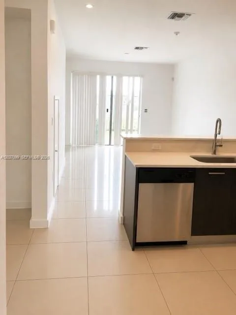 1370 NW 34th Way #1370 Lauderhill, FL 33311