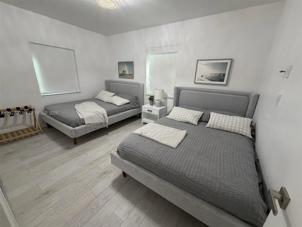 665 Allendale Rd Key Biscayne, FL 33149