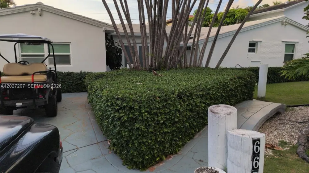 665 Allendale Rd Key Biscayne, FL 33149