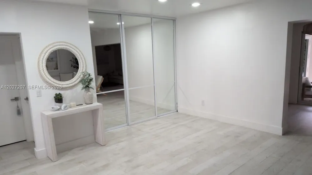 665 Allendale Rd Key Biscayne, FL 33149