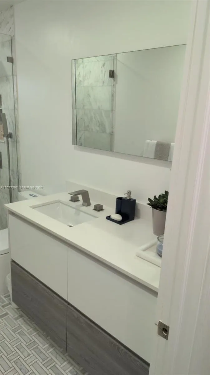 665 Allendale Rd Key Biscayne, FL 33149