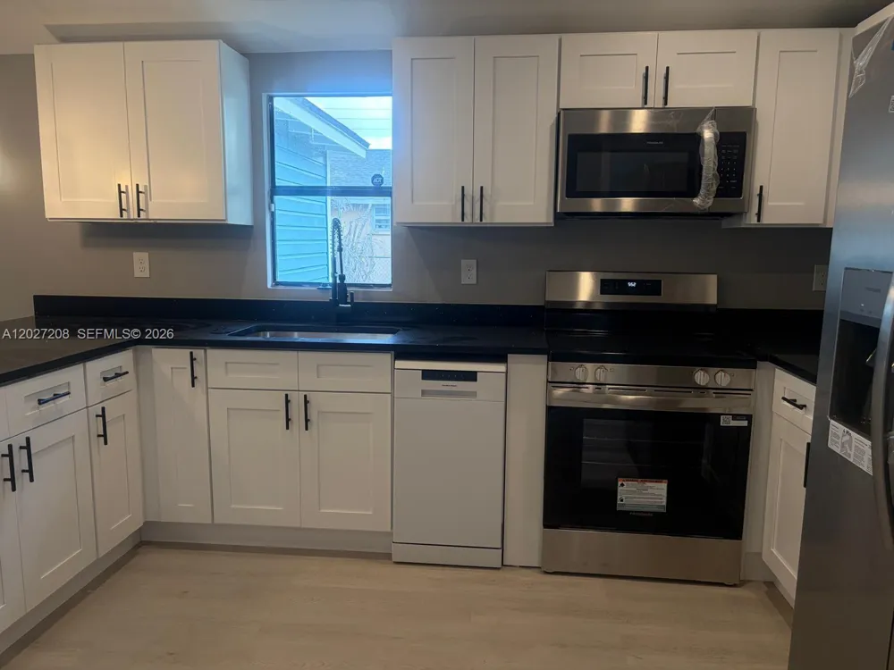 2331 Randall St Sanford, FL 32771