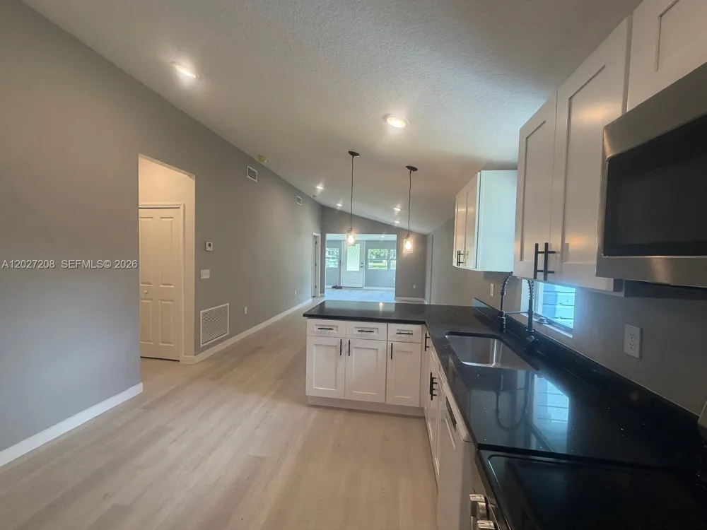 2331 Randall St Sanford, FL 32771