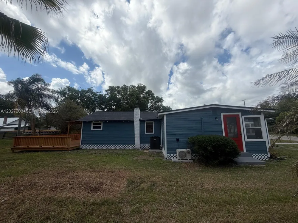 2331 Randall St Sanford, FL 32771