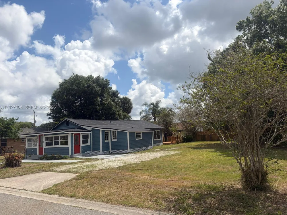 2331 Randall St Sanford, FL 32771