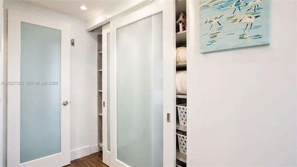 100 Lincoln Rd #533 Miami Beach, FL 33139