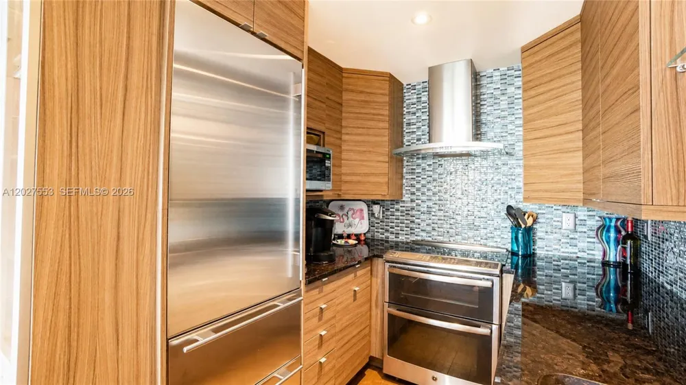 100 Lincoln Rd #533 Miami Beach, FL 33139