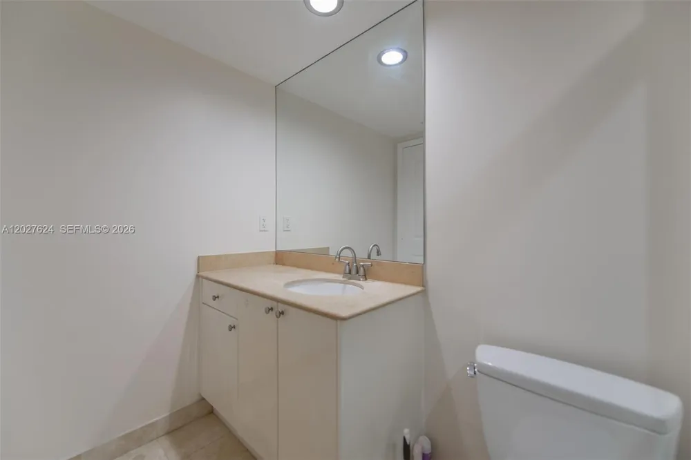 1745 E Hallandale Beach Blvd #1903W Hallandale Beach, FL 33009