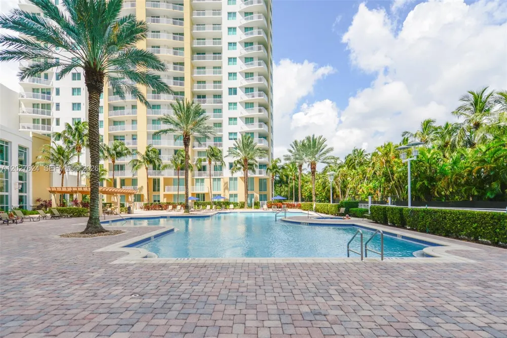 1745 E Hallandale Beach Blvd #1903W Hallandale Beach, FL 33009