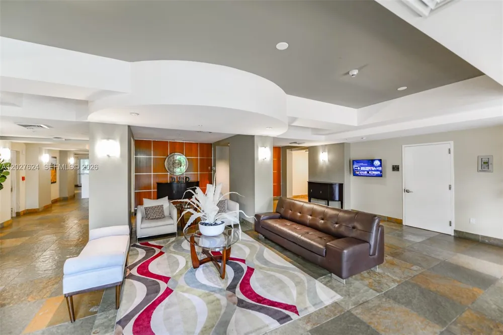 1745 E Hallandale Beach Blvd #1903W Hallandale Beach, FL 33009