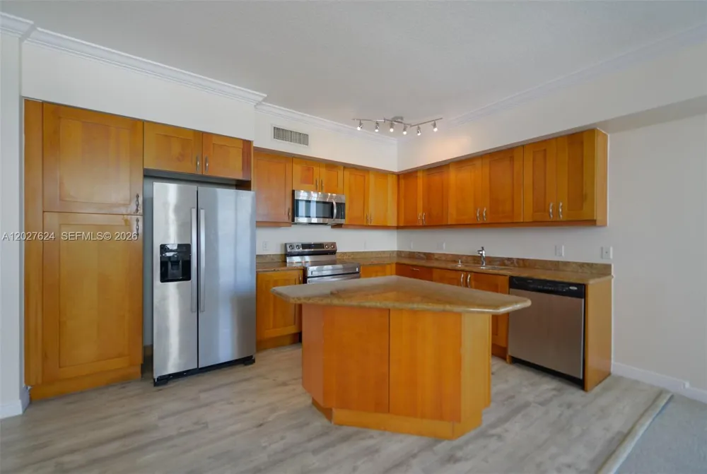 1745 E Hallandale Beach Blvd #1903W Hallandale Beach, FL 33009
