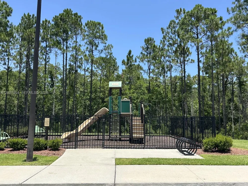 1122 Cabot Cliffs Dr Daytona, FL 32124
