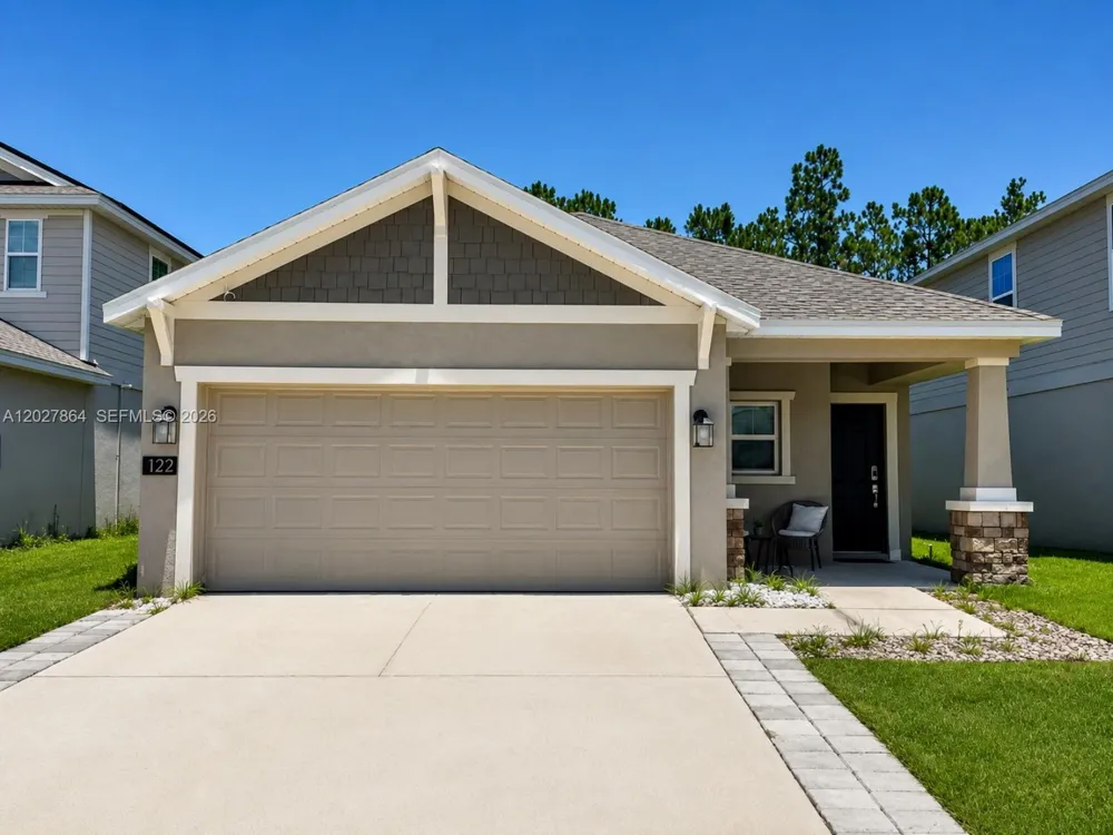 1122 Cabot Cliffs Dr Daytona, FL 32124