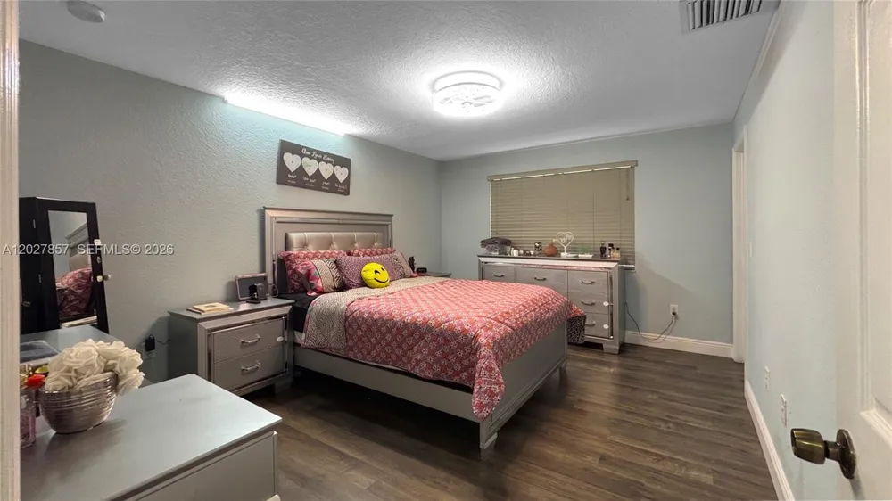 1962 SW 60th Ave North Lauderdale, FL 33068