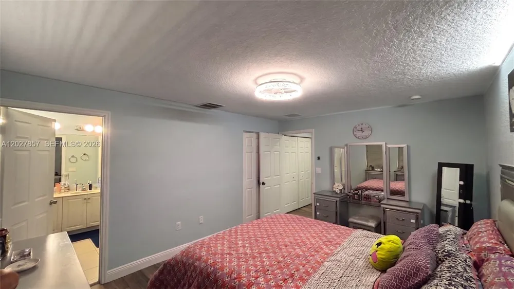1962 SW 60th Ave North Lauderdale, FL 33068