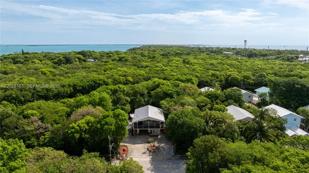 411 Mahogany Ave Key Largo, FL 33037