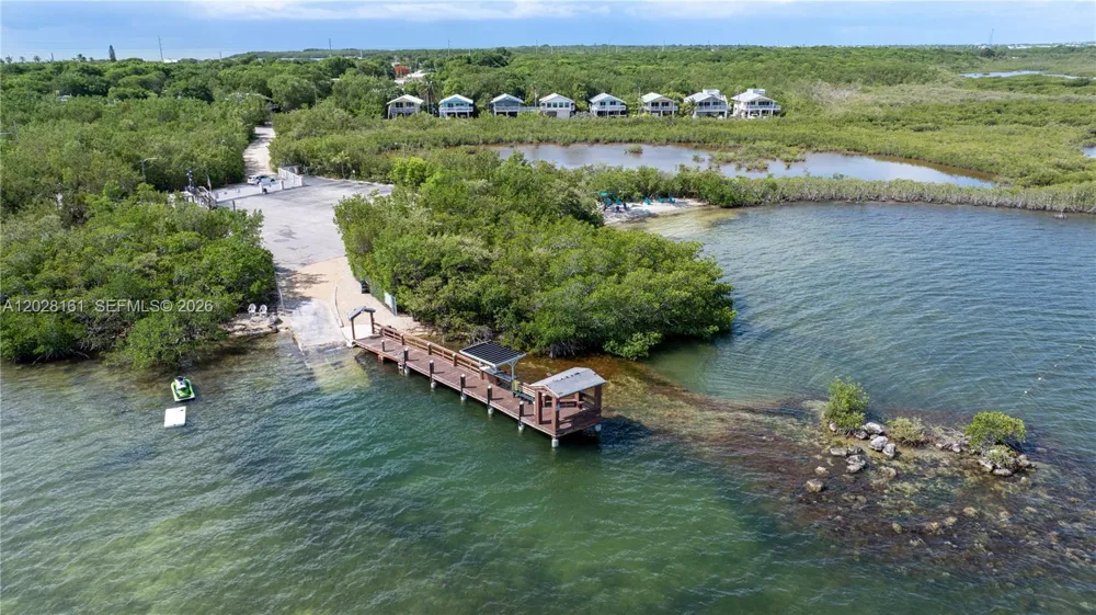 411 Mahogany Ave Key Largo, FL 33037
