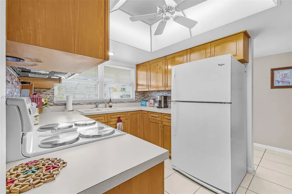 8 watercolor way Naples, FL 34113
