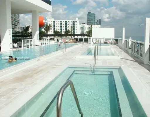 1800 S OCEAN DR #4107 Hallandale Beach, FL 33009