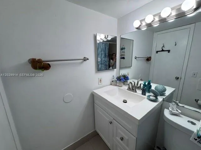 11780 SW 18th St #428-2 Miami, FL 33175
