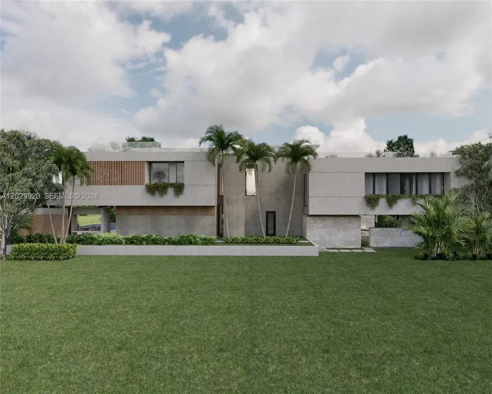 927 Northlake Dr Hollywood, FL 33019