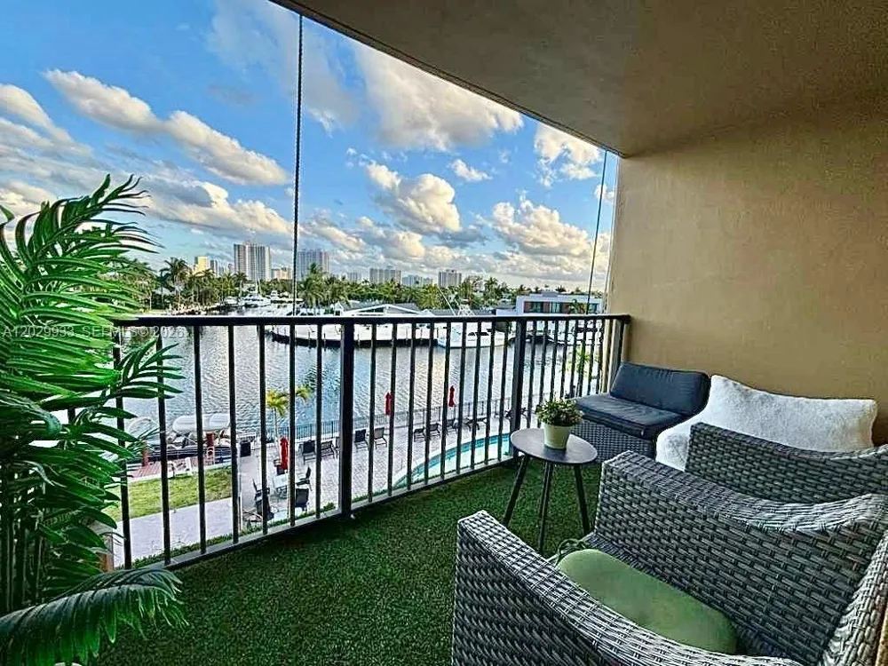 301 Golden Isles Dr #406 Hallandale Beach, FL 33009