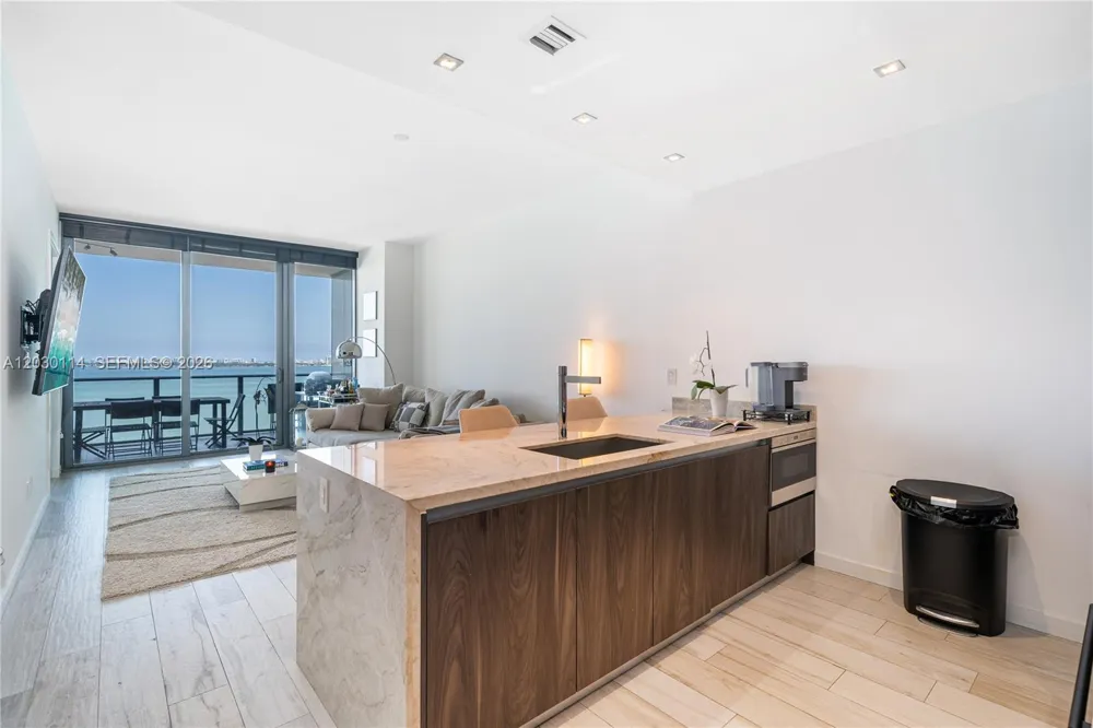 480 NE 31st St #1603 Miami, FL 33137