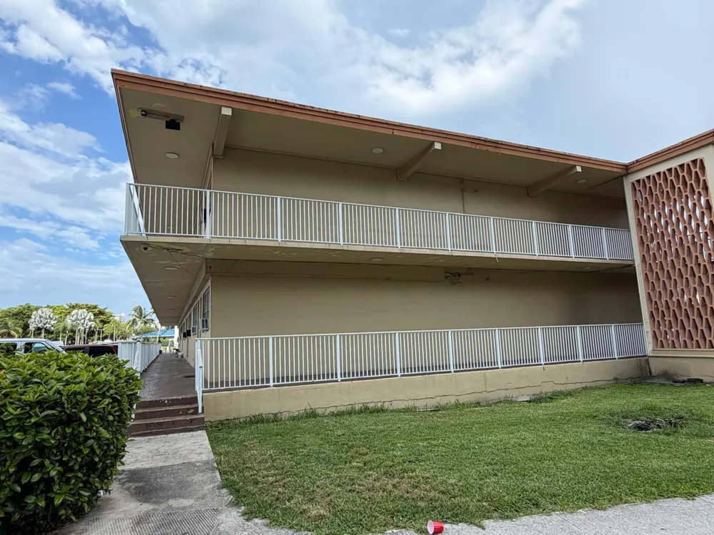 26 Diplomat Parkway #2880 Hallandale Beach, FL 33009