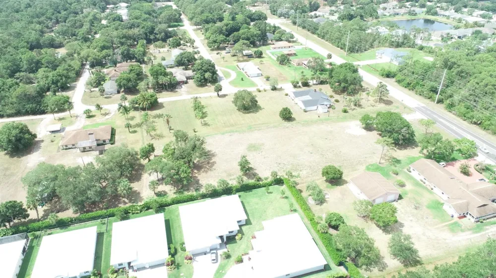 4716 58th Avenue Vero Beach, FL 32967