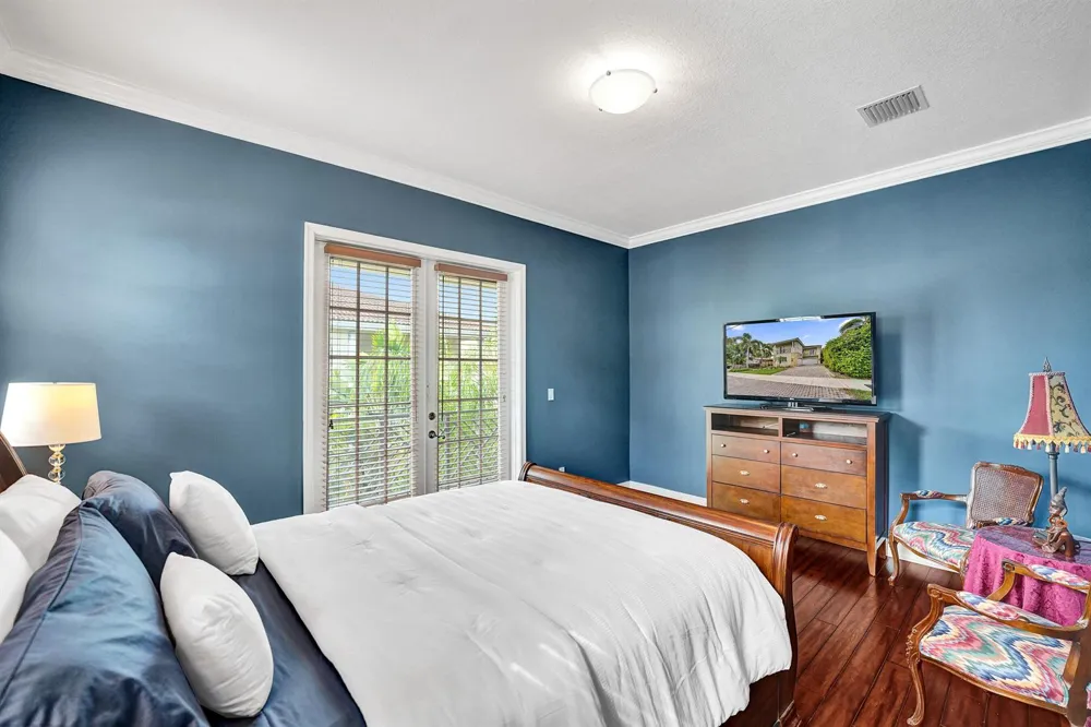 1400 NE 24th Street #1400 Wilton Manors, FL 33305