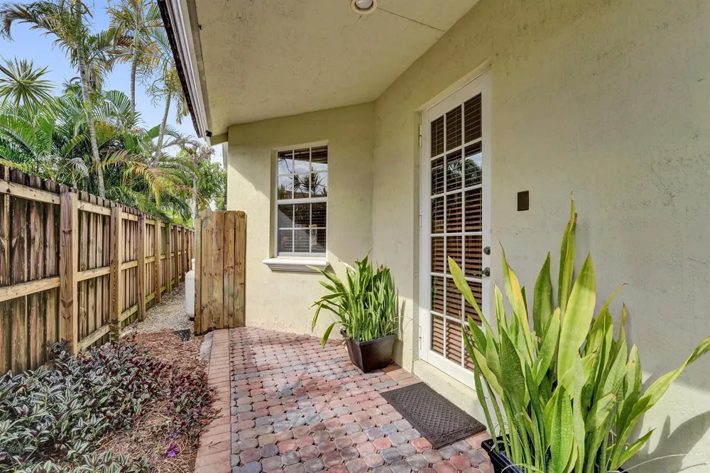 1400 NE 24th Street #1400 Wilton Manors, FL 33305