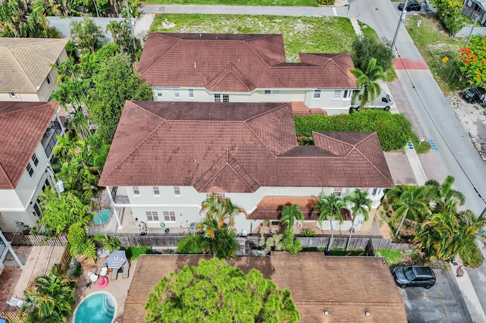 1400 NE 24th Street #1400 Wilton Manors, FL 33305