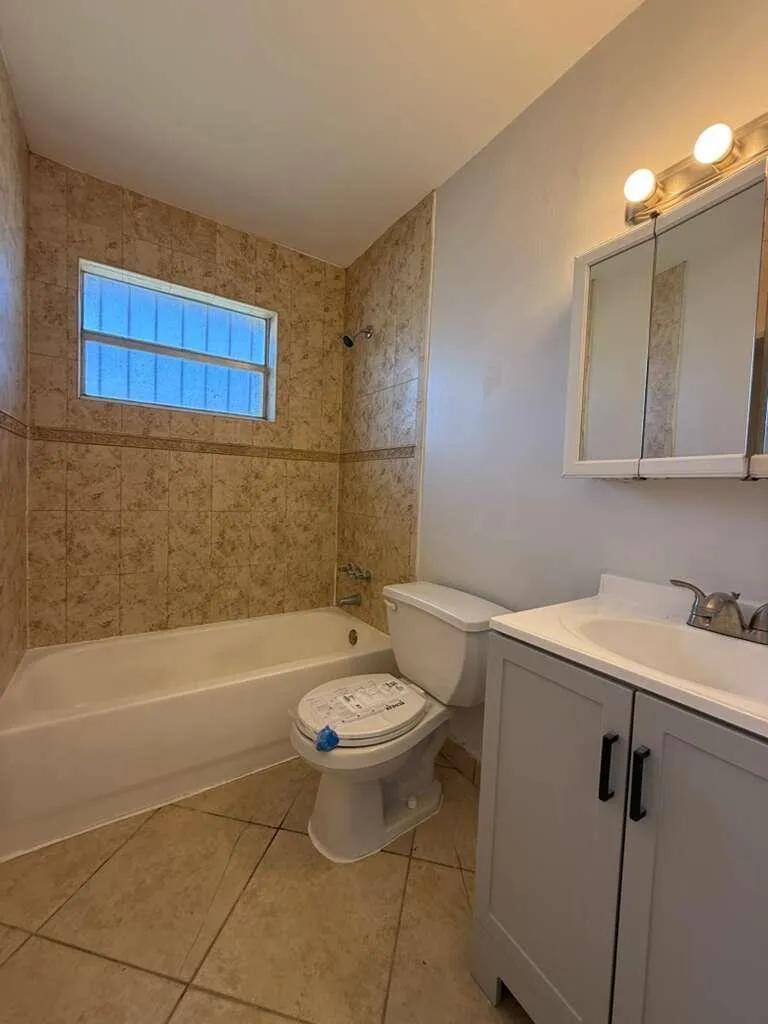 516 NW 179th Street Miami Gardens, FL 33169