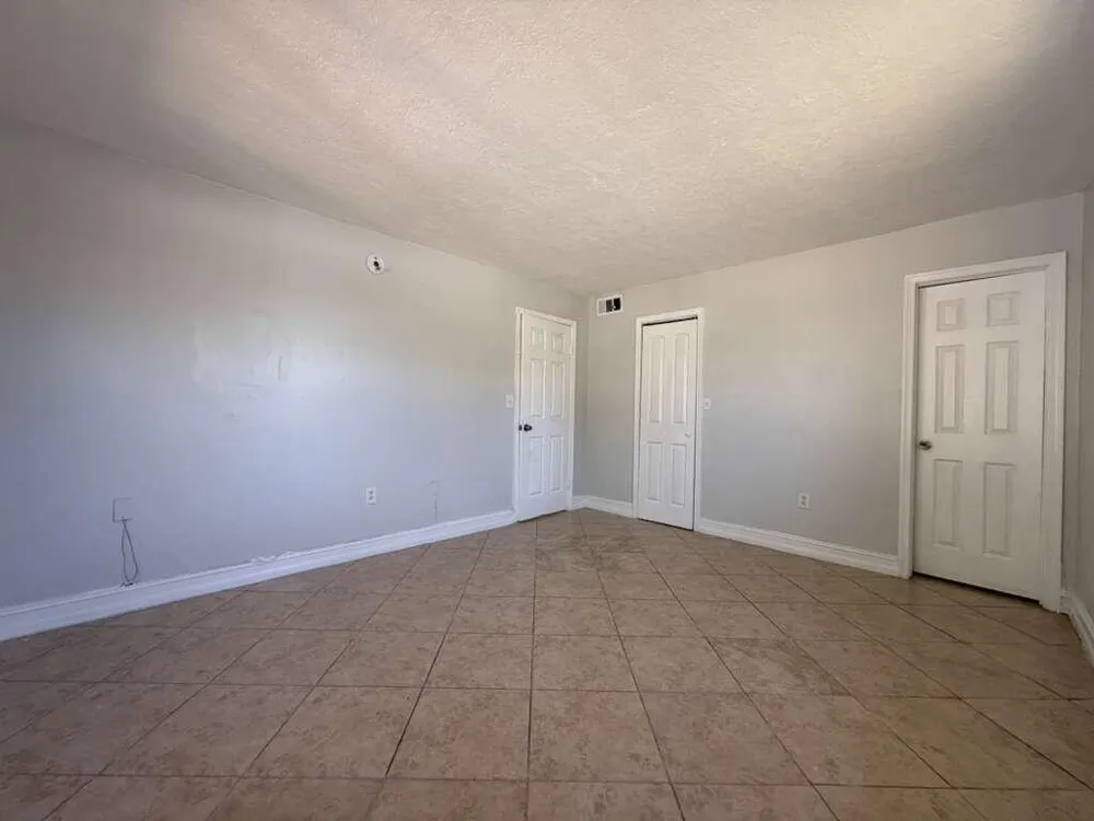 516 NW 179th Street Miami Gardens, FL 33169