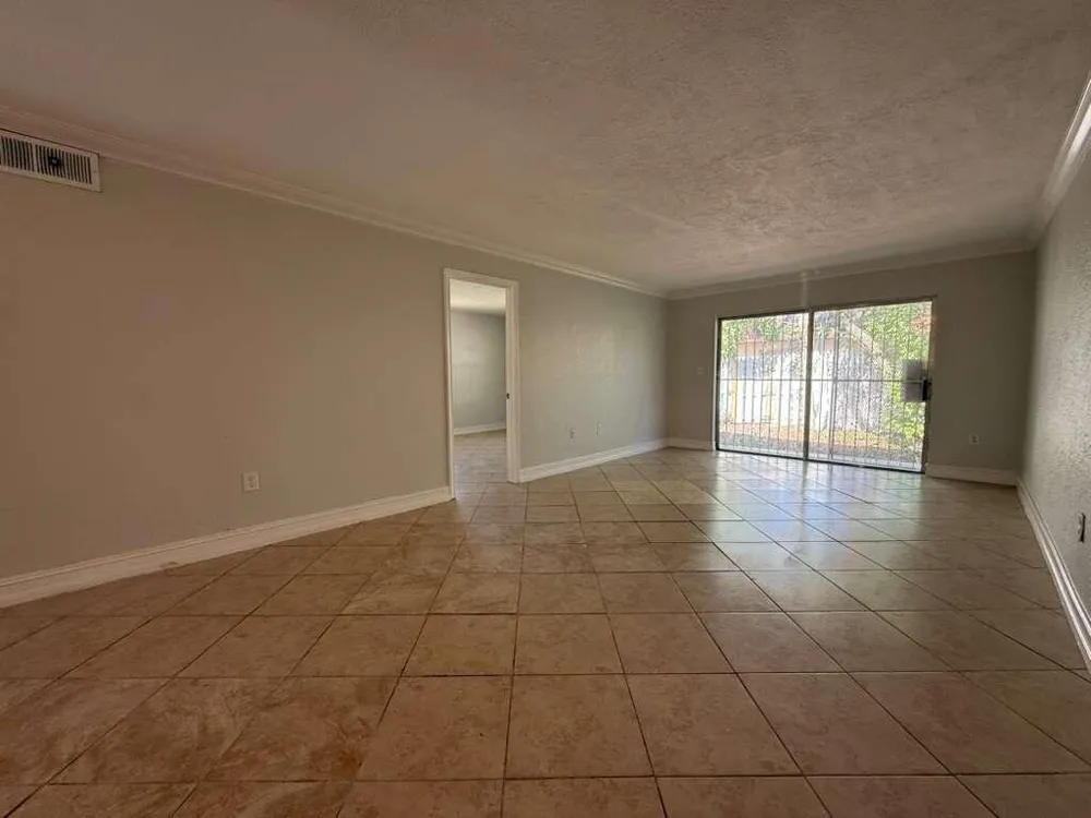516 NW 179th Street Miami Gardens, FL 33169