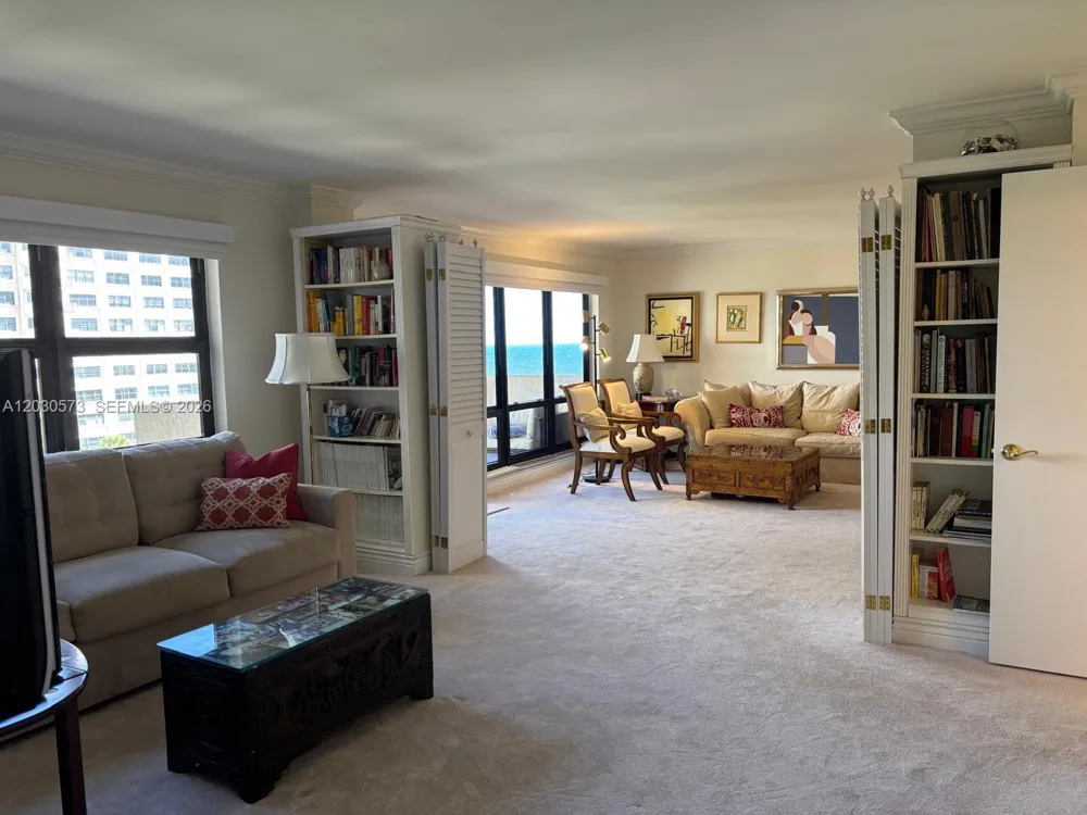 4900 Ocean Blvd #702 Lauderdale By The Sea, FL 33308