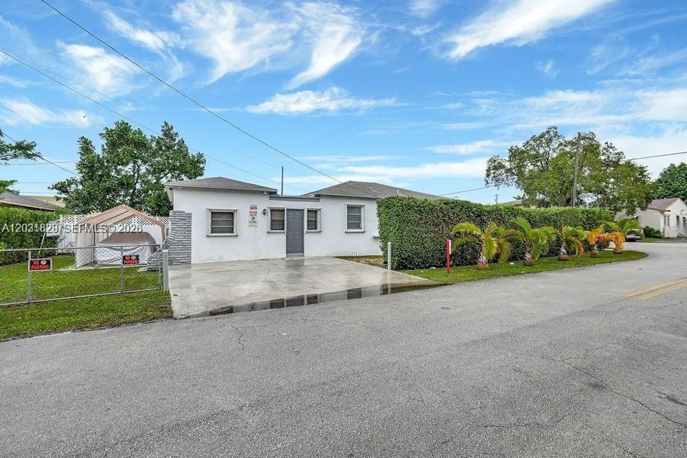 600 NW 34th Ave Miami, FL 33125