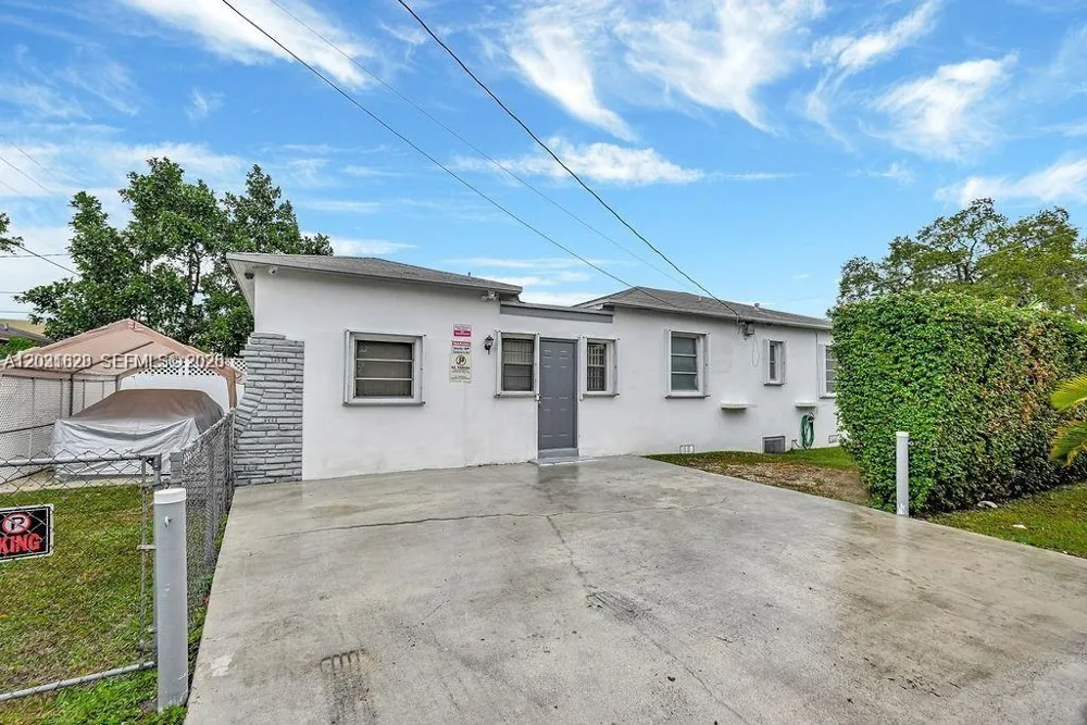 600 NW 34th Ave Miami, FL 33125