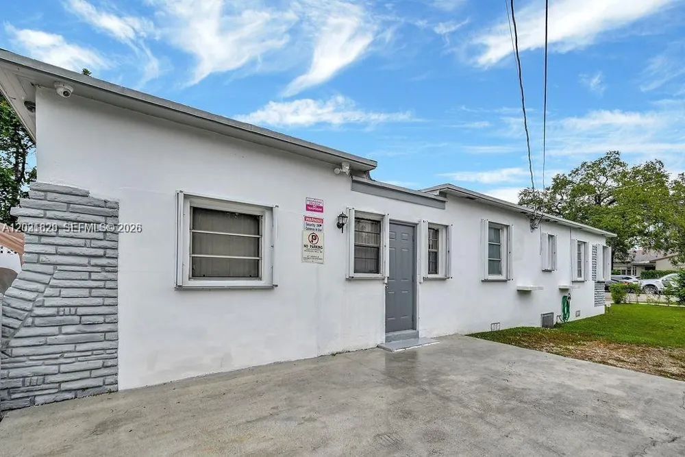 600 NW 34th Ave Miami, FL 33125