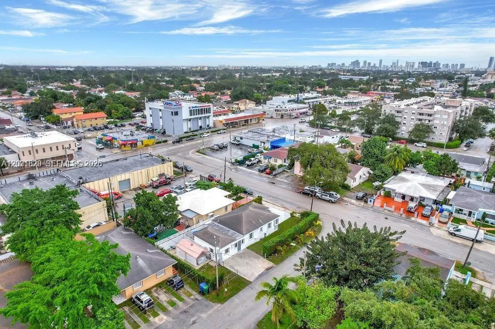 600 NW 34th Ave Miami, FL 33125