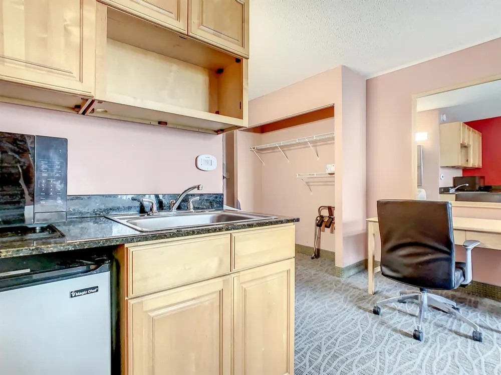 2295 E Irlo Bronson Memorial Highway #100 Kissimmee, FL 34744