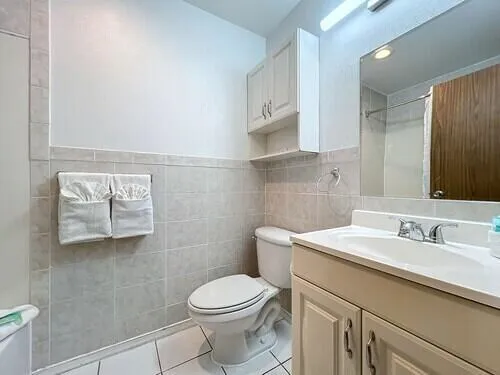 2295 E Irlo Bronson Memorial Highway #100 Kissimmee, FL 34744