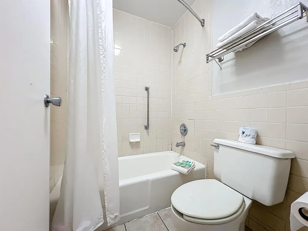 4645 Socrum Loop Road #101 Lakeland, FL 33809