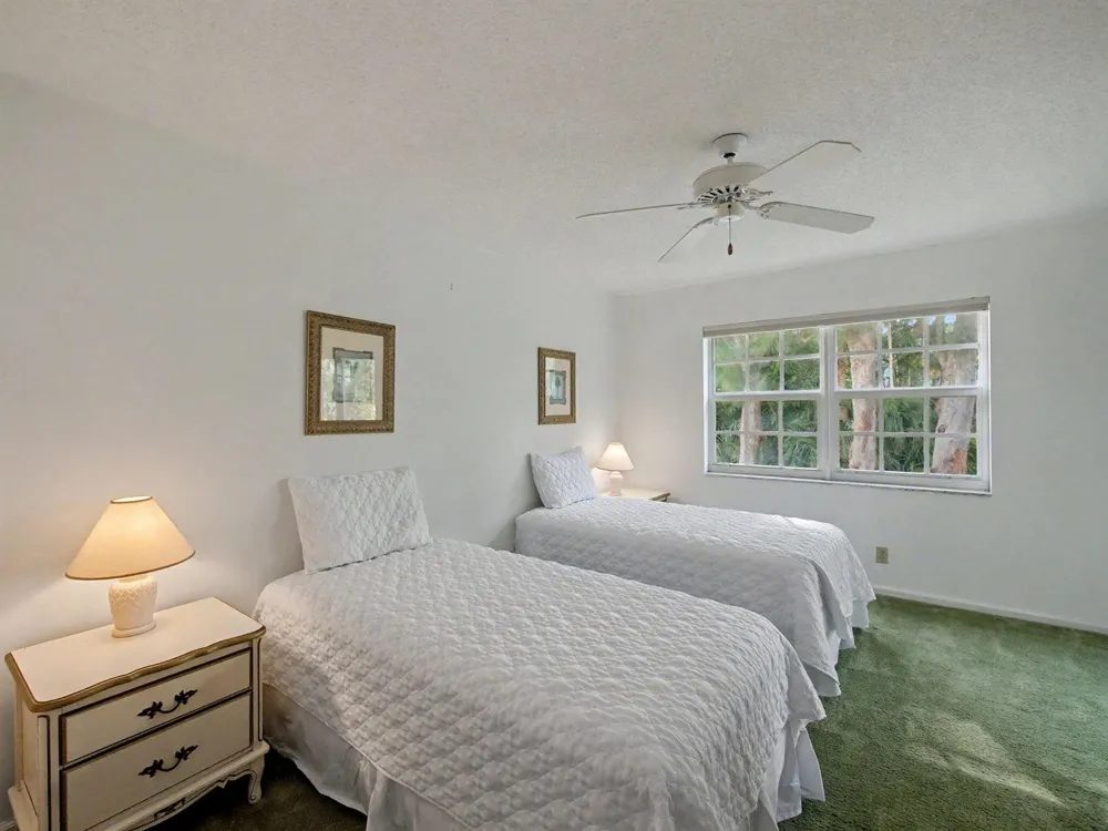 1205 Sandy Lane #246 Singer Island, FL 33404