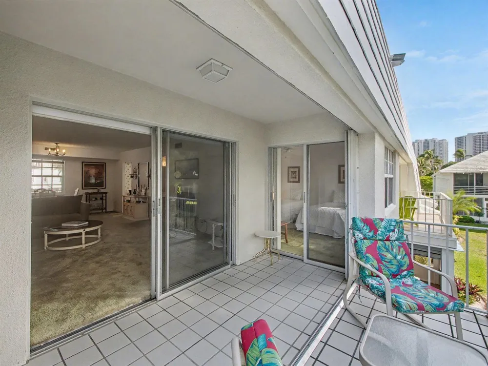 1205 Sandy Lane #246 Singer Island, FL 33404