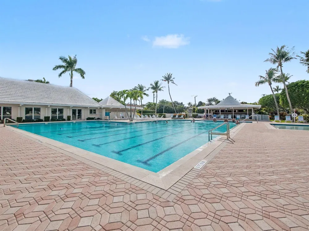 1205 Sandy Lane #246 Singer Island, FL 33404