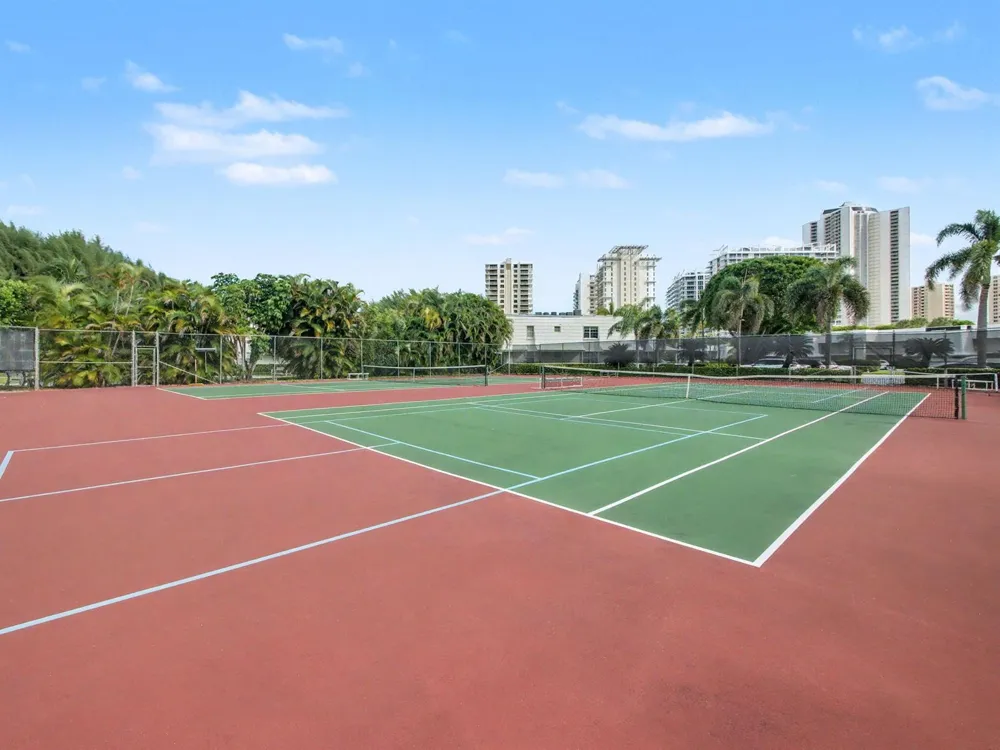 1205 Sandy Lane #246 Singer Island, FL 33404