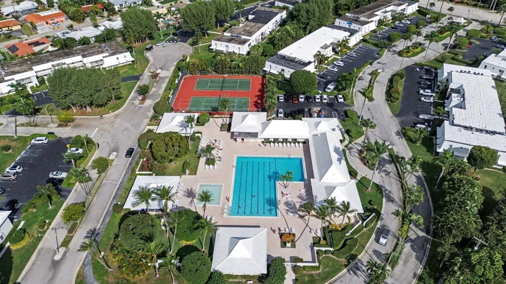 1205 Sandy Lane #246 Singer Island, FL 33404