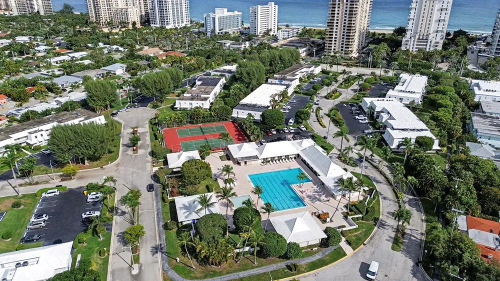 1205 Sandy Lane #246 Singer Island, FL 33404